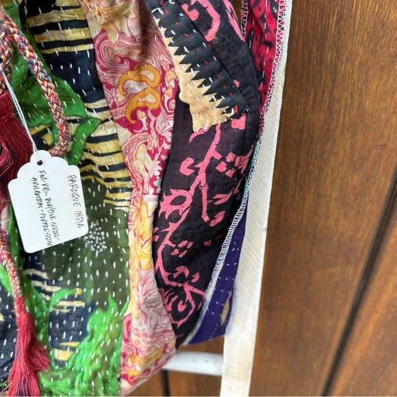 ✨VINTAGE KANTHA SARI BOHO BACKPACK - Picture 10 of 11